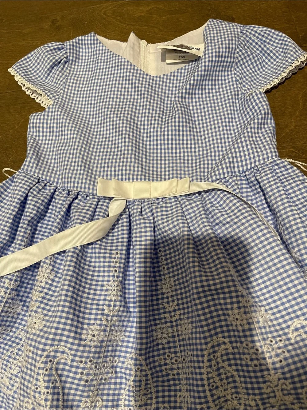 Girls' Dress Size 3T/3 with White embroidery